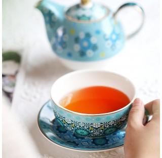 (Vintage Teapot) Porcelain 4-Piece Tea For One